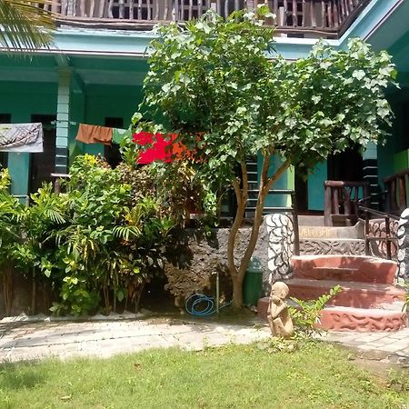 Kuta  Breeze Hostel מראה חיצוני תמונה