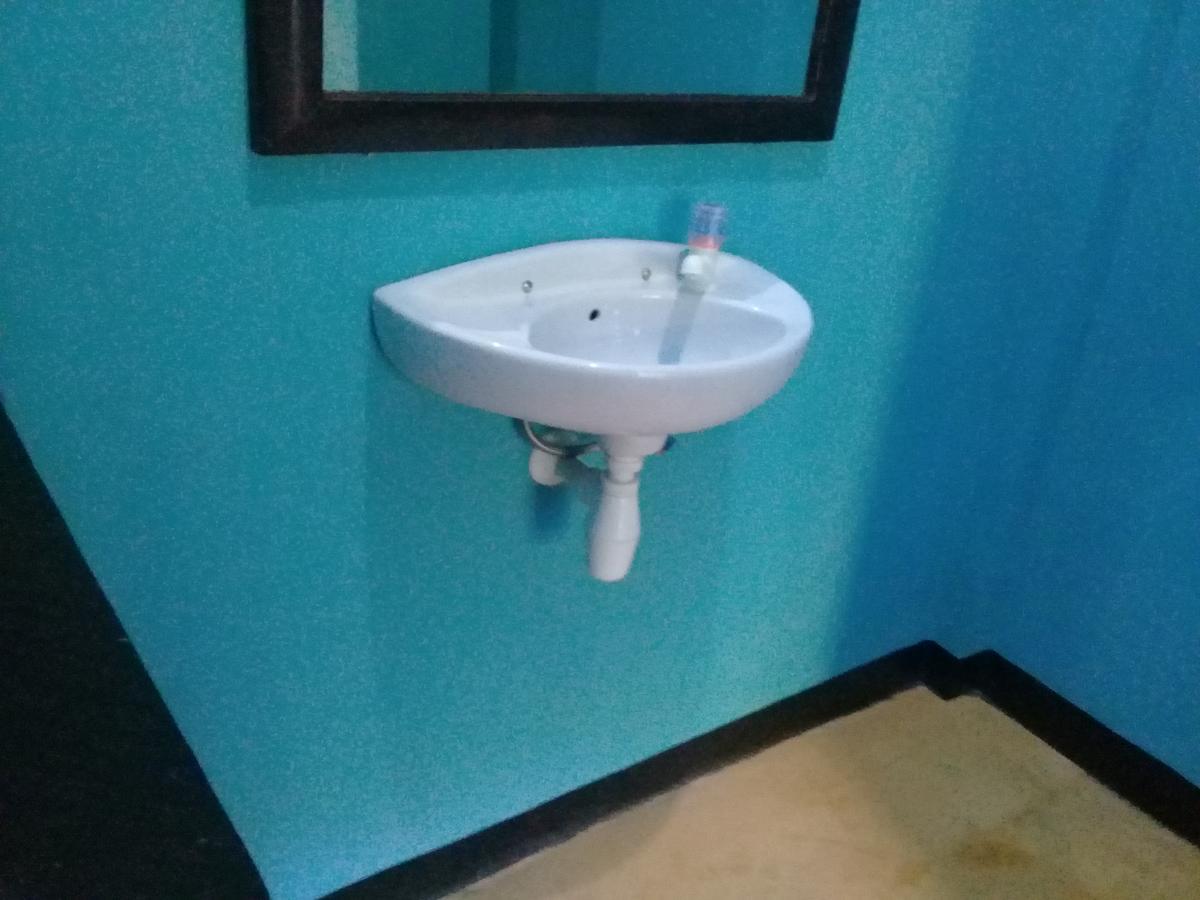 Kuta  Breeze Hostel מראה חיצוני תמונה